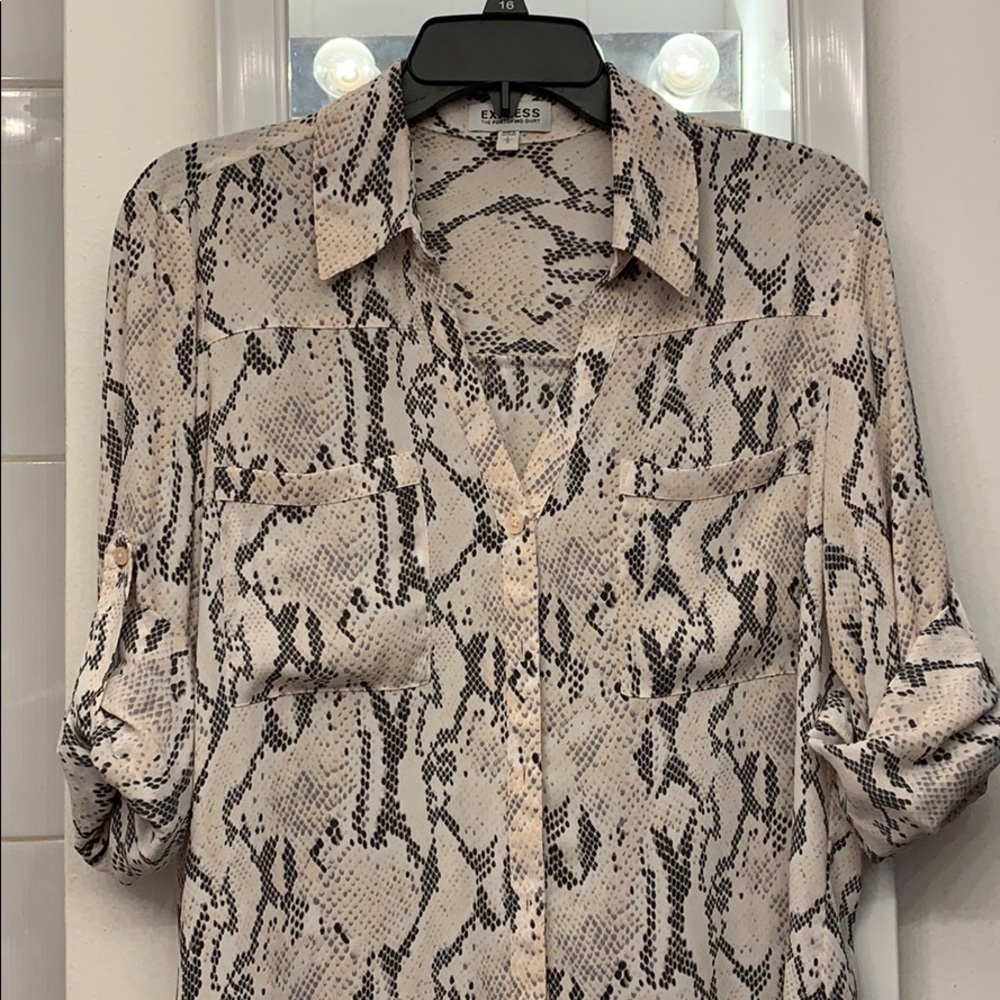 Express The Portofino Shirt blouse